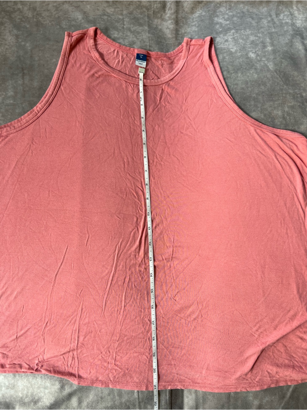 3 piece bundle of Old Navy tank tops - Picture 15 of 16